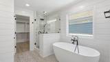 1018 Jackson St - Photo 13