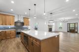 910 Steele Rd - Photo 14