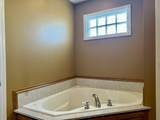 1513 Charlie Butts Rd - Photo 13