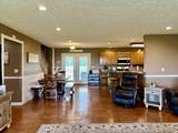 1513 Charlie Butts Rd - Photo 4