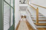 5829 Leslie Avenue - Photo 4