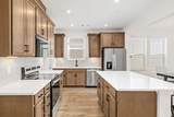 1028 Lionheart Dr - Photo 5