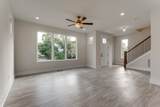 1715 Kellow St - Photo 2