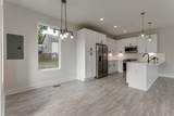 1715 Kellow St - Photo 9