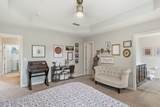 806 Silverhill Dr - Photo 16