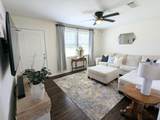 617 Skyline Dr - Photo 4