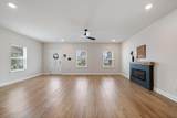 1337 Carriage Park Dr - Photo 8