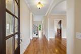 208 Chapel Ct - Photo 4