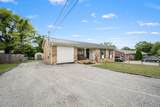 335 Maplewood Dr - Photo 2