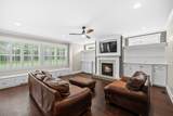 1387 Round Hill Ln - Photo 19