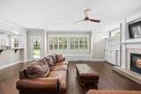 1387 Round Hill Ln - Photo 20