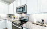 28 Fairlawn Dr - Photo 10