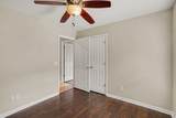 1035 Margaret Dr - Photo 15