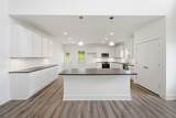 7270 Fairlawn Dr - Photo 11