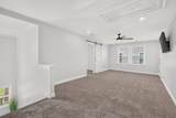 1109 Stockwell Dr - Photo 32