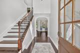 1109 Stockwell Dr - Photo 5