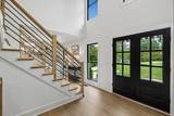 609 Hunters Ln - Photo 3