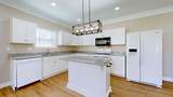 556 E Vine St - Photo 7