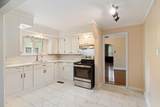 311 W 15th St - Photo 10