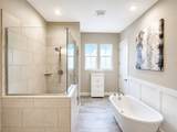 820 Goswell Dr - Photo 10