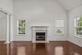 725 Sandbury Pt - Photo 17