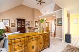 5026 Camelot Dr - Photo 11