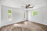 223 N Elm Street - Photo 18