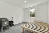 200 Queens Lane - Photo 14
