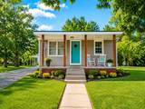 202 15th St - Photo 1