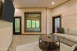 906 Saddle Creek Way - Photo 19