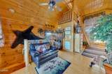 2835 White Oak Ridge Lane - Photo 15