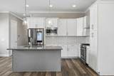 557A Stevenson St - Photo 12