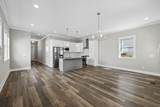 557A Stevenson St - Photo 8