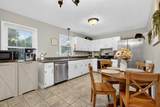 701 Pineridge Dr - Photo 18