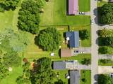 701 Pineridge Dr - Photo 52