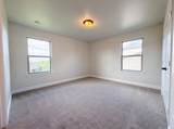 137 Ferdinand Dr - Photo 11