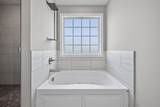 1061 Whitney Dr - Photo 28