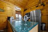 936 Buck Way - Photo 16