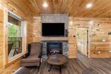 2932 Ginas Way - Photo 11