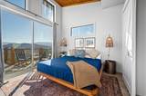 1015 Leslie Way - Photo 4