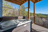 1015 Leslie Way - Photo 34