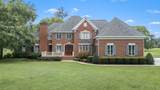 100 Kings Ln - Photo 2