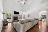 804 Twin View Dr - Photo 14