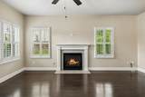 1070 Daniel Ln - Photo 4
