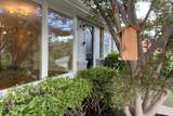 2896 Lyncrest Dr - Photo 3