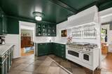 411 Battle Ave - Photo 9