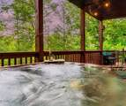 1229 Secona Way - Photo 14