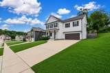1381 Sussex Dr - Photo 3