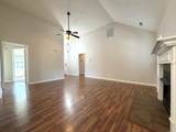 1407 Scrub Oak Dr - Photo 2
