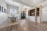 305 Fannis Cir - Photo 42